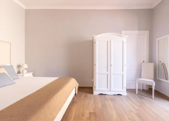 Apartment 4711 Boutique *